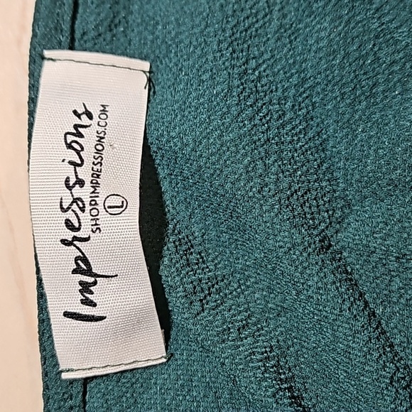 Impressions Hunter Green 100% Polyester Pull Over Yoke Top Size L - Picture 5 of 6